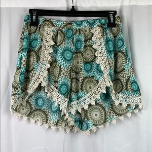 MOD Flowy Short